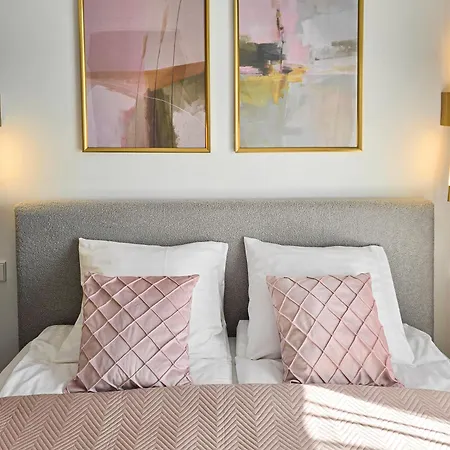 Smelio Bangos, Takas I Jura 2 Apartament Połąga